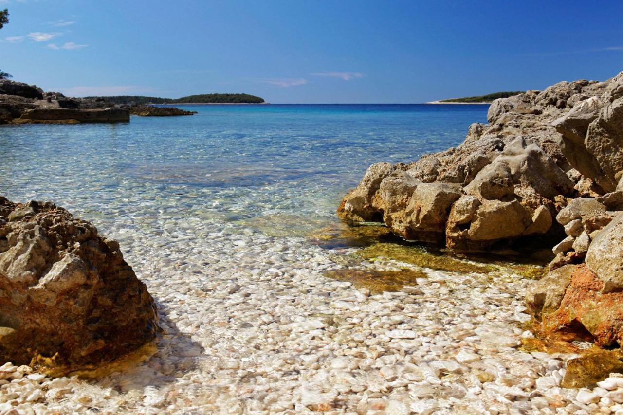 Apartmani Doro Vela Luka Exterior foto